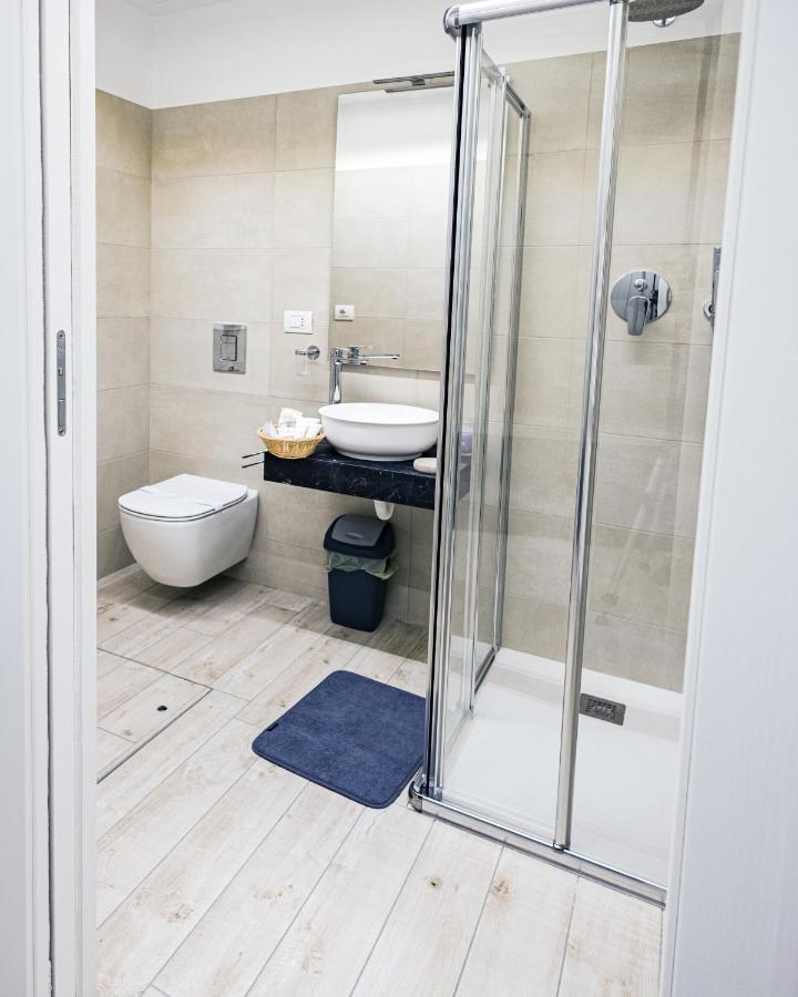Ferienwohnung Loft La Sedia Rossa - Centro Storico Mailand Exterior foto